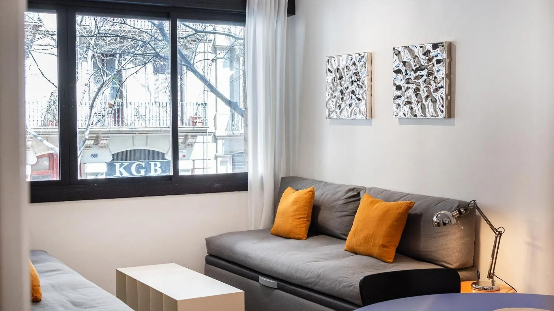 Spacious And Comfortable Apt In The City Center Βαρκελώνη