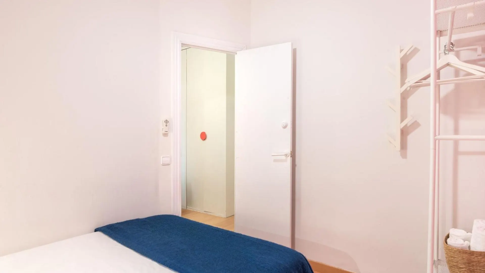 Διαμέρισμα Spacious And Comfortable Apt In The City Center Βαρκελώνη