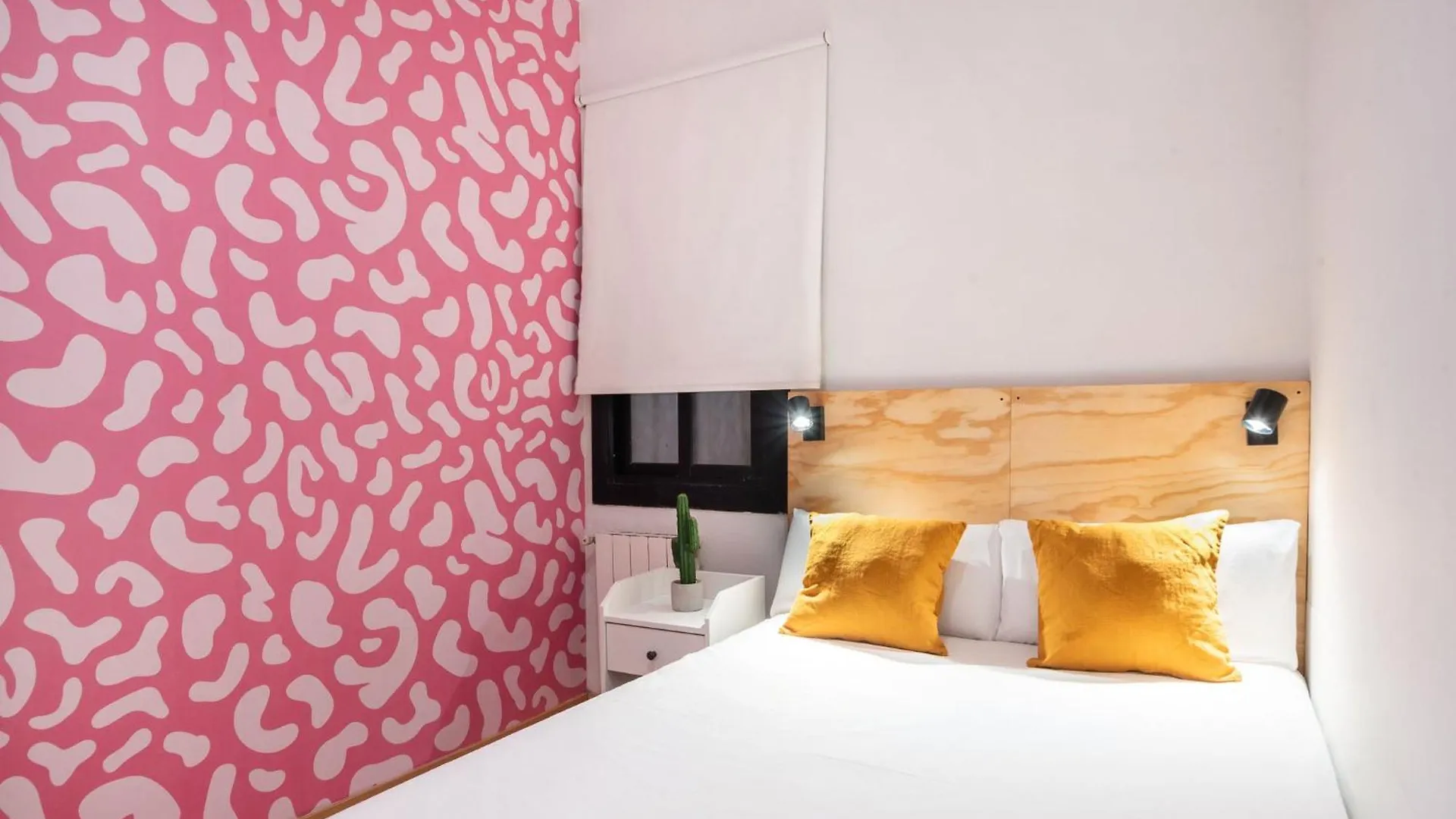 Spacious And Comfortable Apt In The City Center Barcelona 0*,  Spain