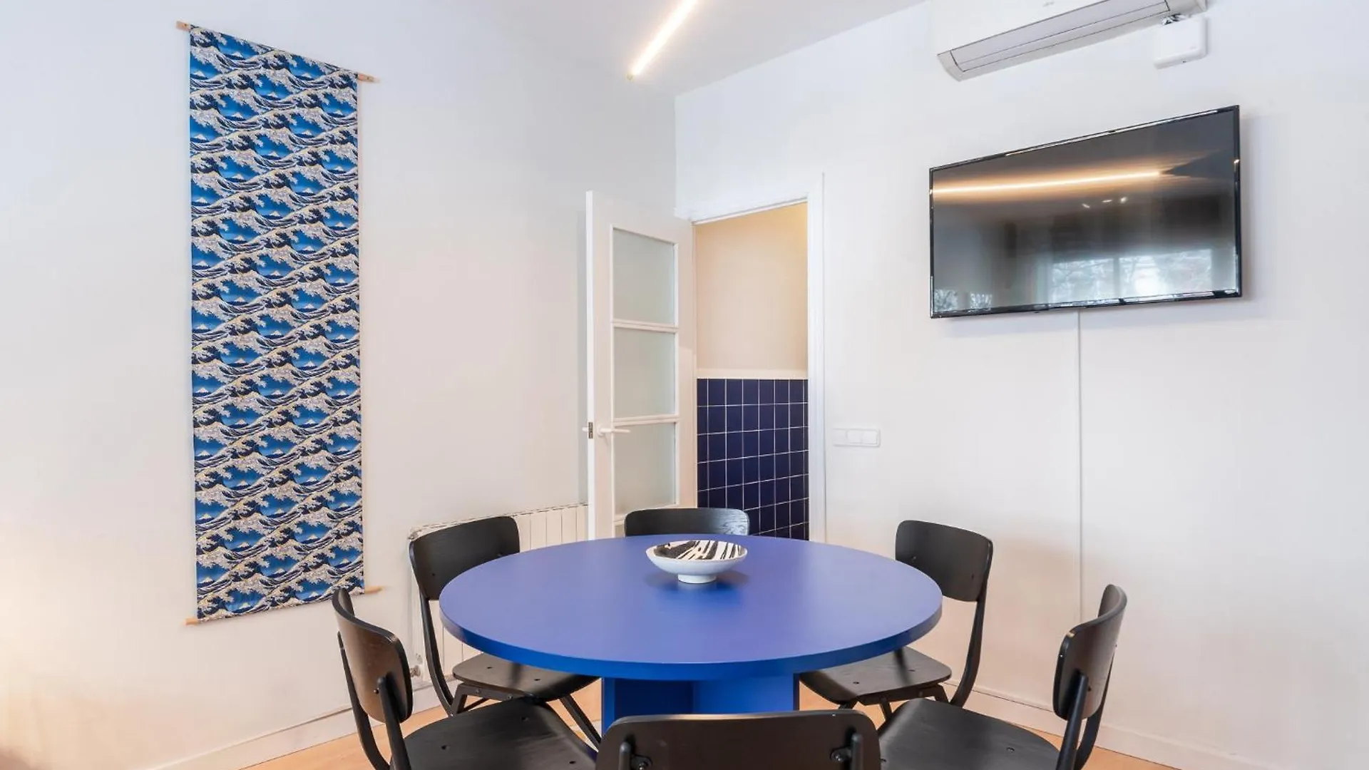 Spacious And Comfortable Apt In The City Center Barcelona 0*,