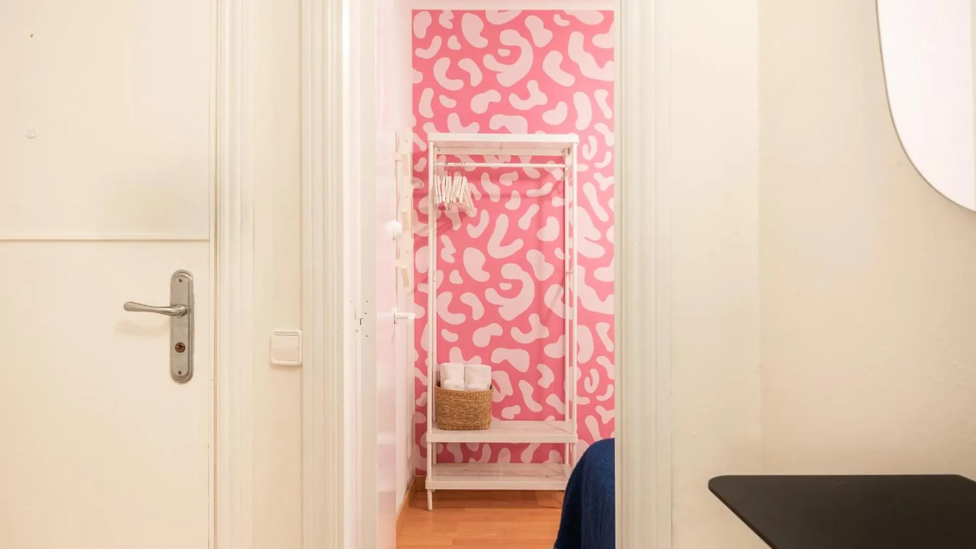 Spacious And Comfortable Apt In The City Center Barcelona 0*,  Spain
